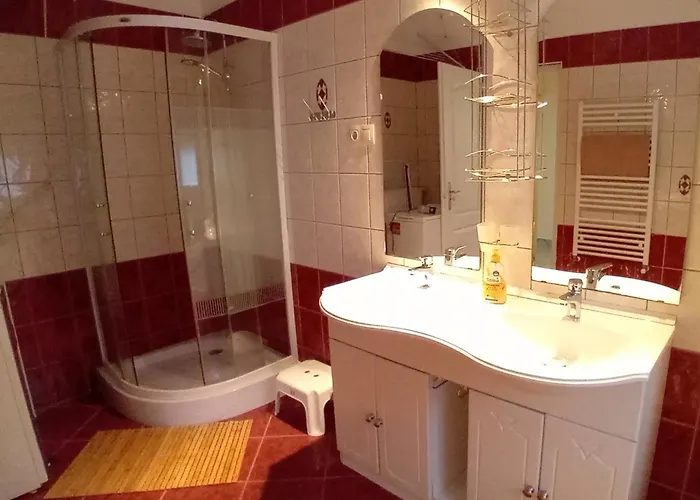 شقة Home Apartman كيستاي